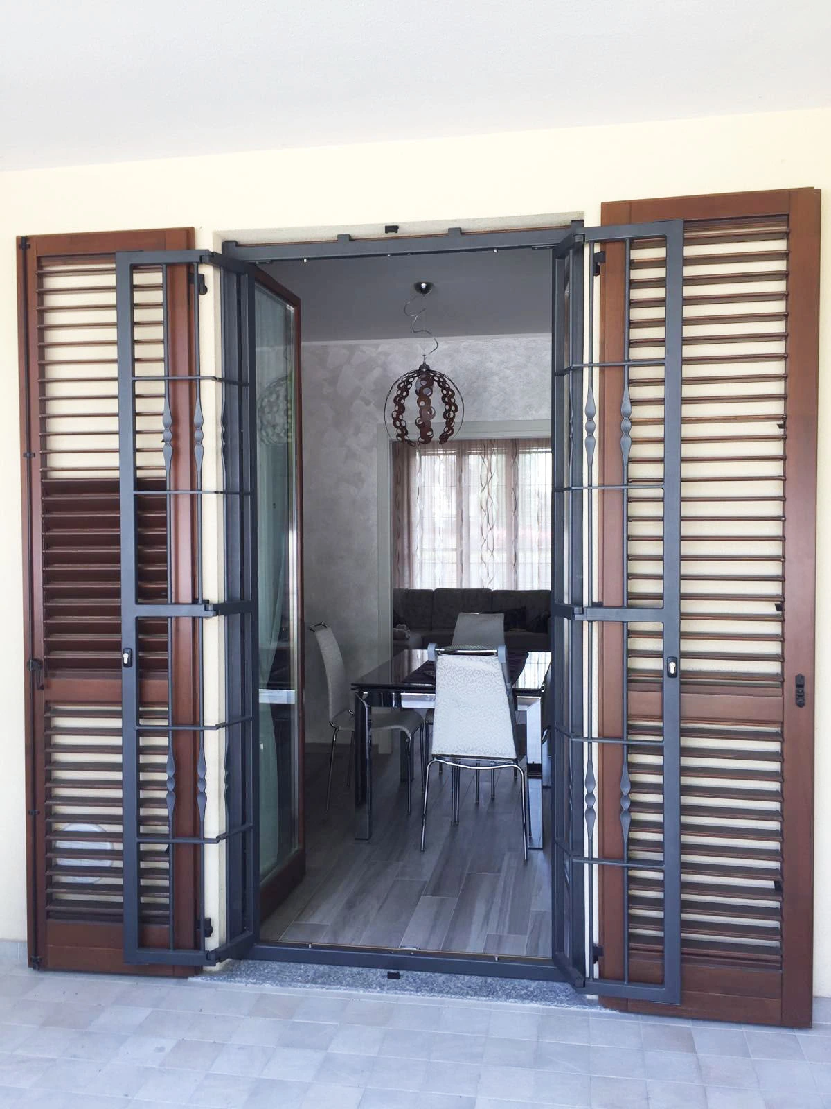 Porte finestre — Sicurezza Italia
